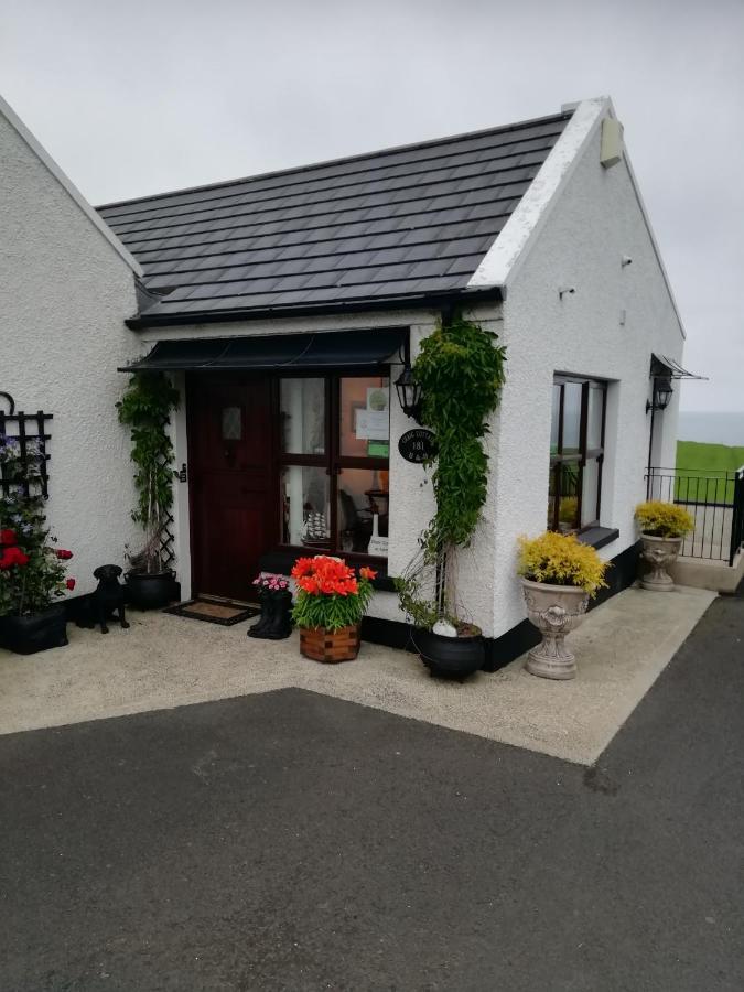 Craig Cottage Self-Catering Bushmills Exterior photo